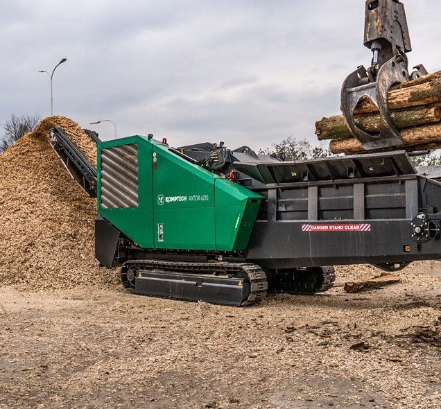 akselbenzin_komptech_axtor_baelte_splash-aspect-ratio-350-325